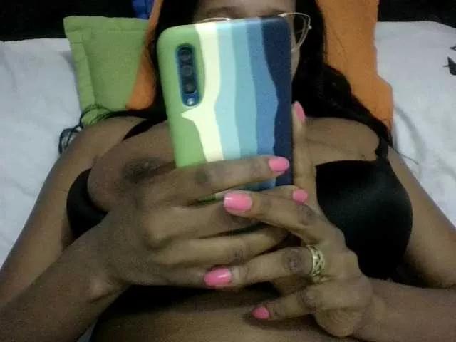 Chanell37 on BongaCams 