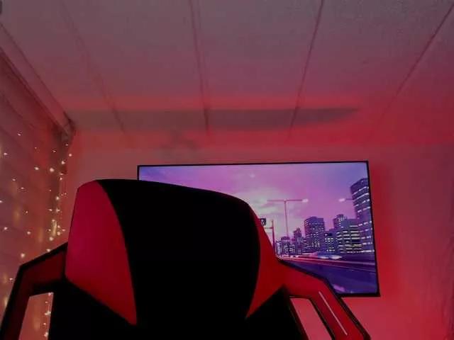 Offline Charlotte-greys on BongaCams