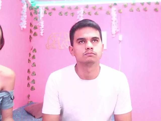 charly-x-emily on BongaCams