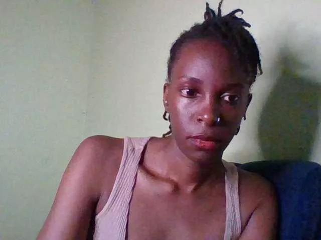 cheriechantel16 on BongaCams
