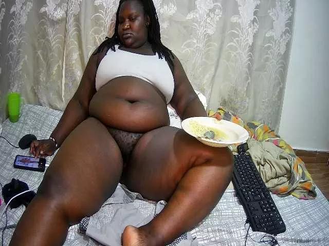 Offline chubby-pritty on BongaCams