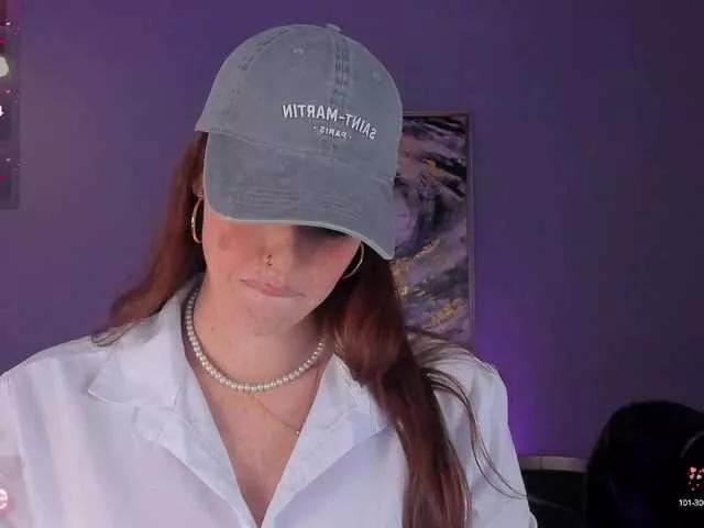 Offline CorinneRusso on BongaCams