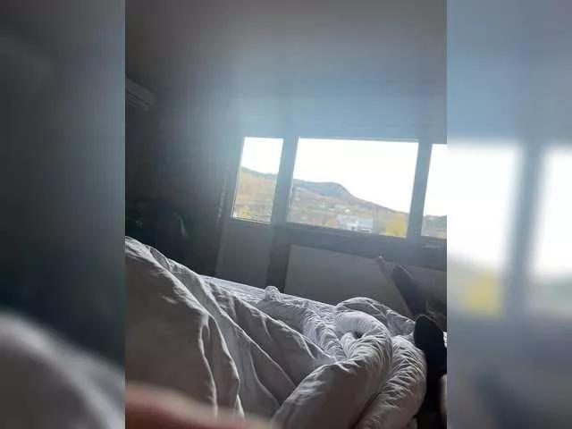 Offline Crowley-ua on BongaCams