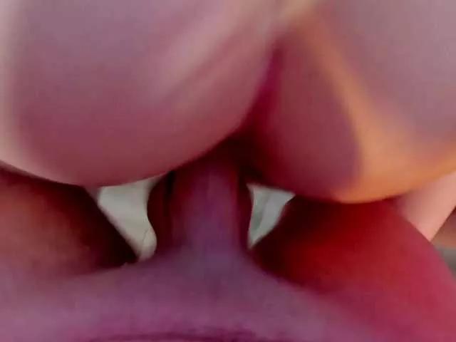 Cumtomeq on BongaCams 
