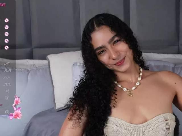 curlysexi on BongaCams 