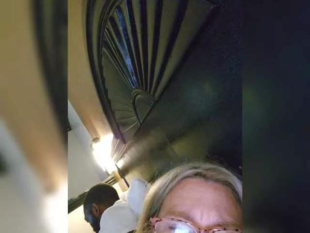 Daddybadgirl88 on BongaCams 