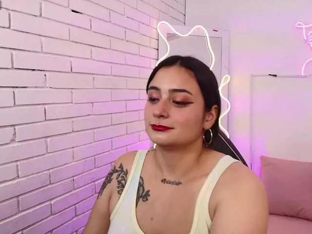 Darling-tay on BongaCams