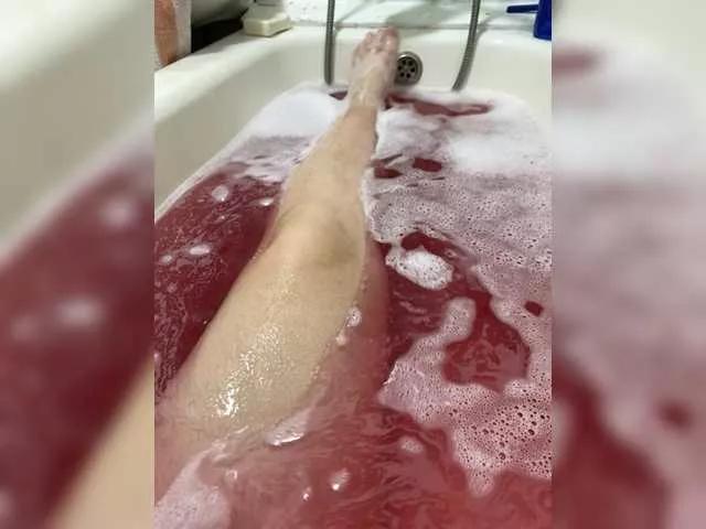 Offline Diana13a on BongaCams