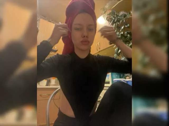 dollwdoll on BongaCams 