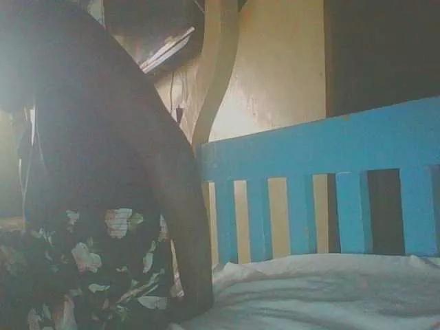 Dollybi1 on BongaCams 