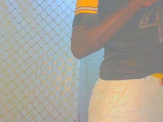 Dollybi1 on BongaCams 