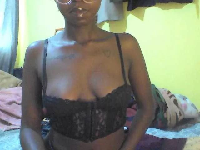 Freechat Ebonymuse on BongaCams