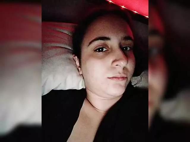 Offline Emaprincessa on BongaCams