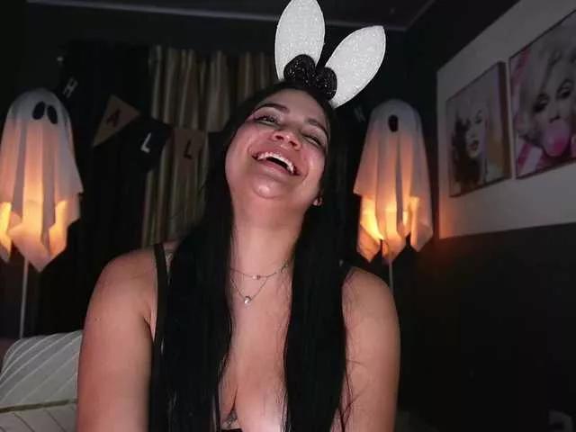 Offline Emilyjhonson-1 on BongaCams