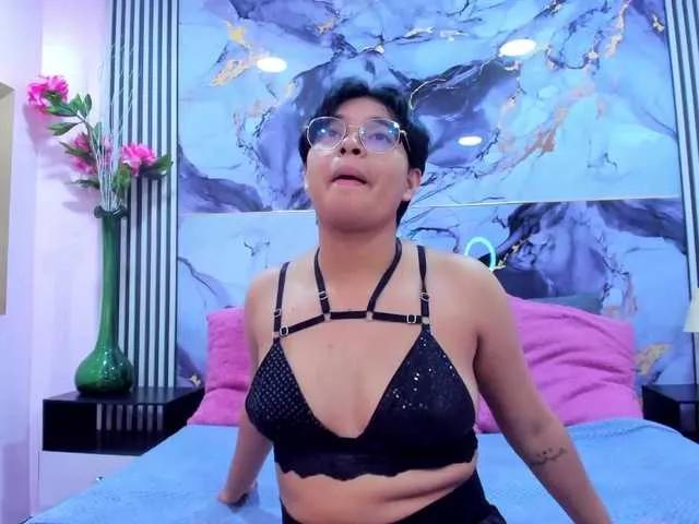 Emmaa-Lex on BongaCams
