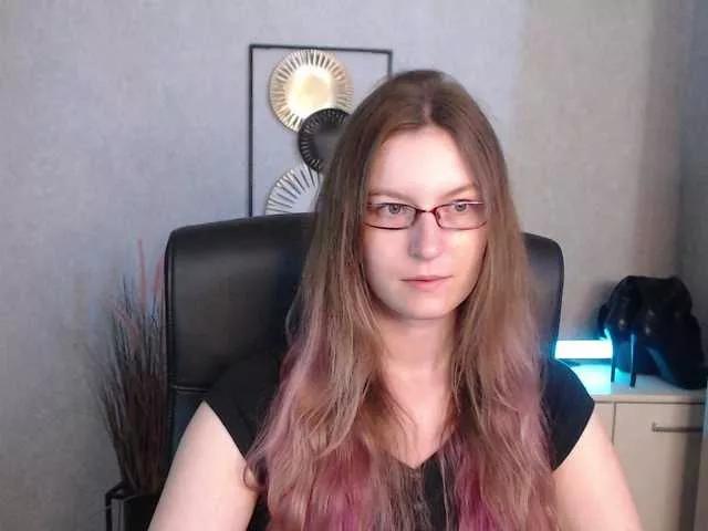 EmmaHeart on BongaCams 