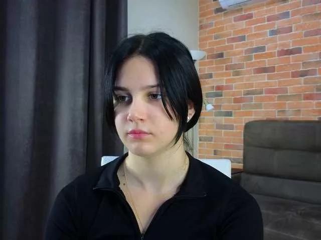 EnricaElis on BongaCams