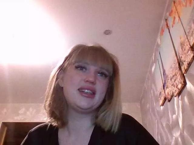 Freechat ErnieFlossy on BongaCams