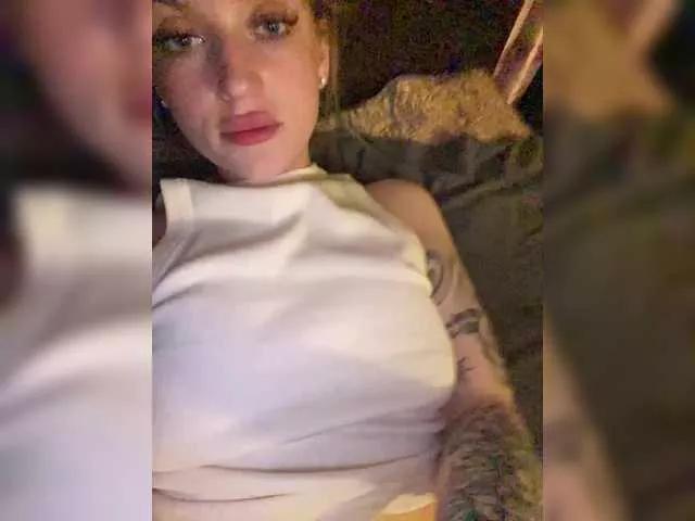 Freechat ErnieFlossy on BongaCams