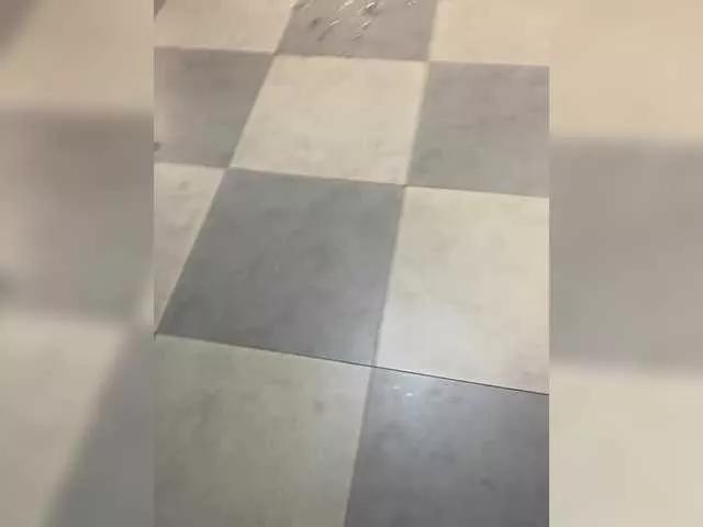 Freechat ErnieFlossy on BongaCams