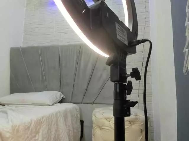 Fallon-1 on BongaCams 