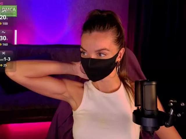 FemAlice on BongaCams