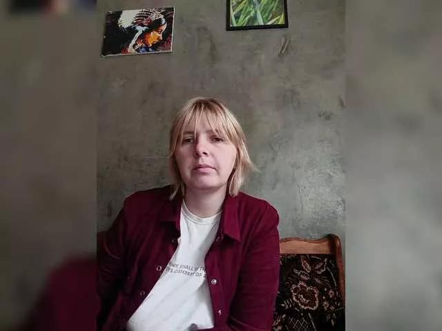 Freechat FlameHost on BongaCams