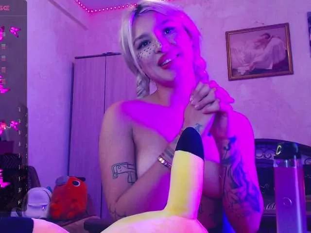 Offline folinskaayaa on BongaCams
