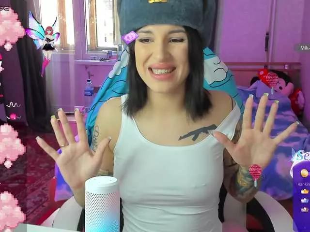 Offline folinskaayaa on BongaCams