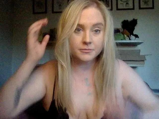 Francis-Digby on BongaCams 