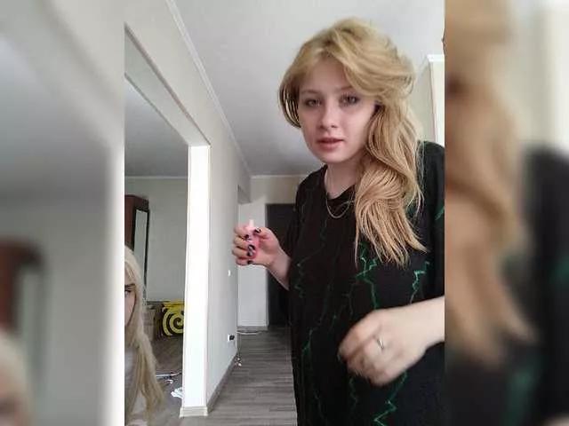 FuckKrisAnna on BongaCams 
