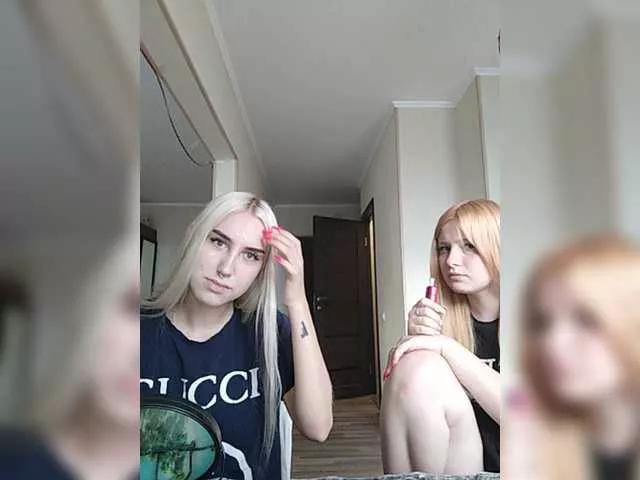 FuckKrisAnna on BongaCams 