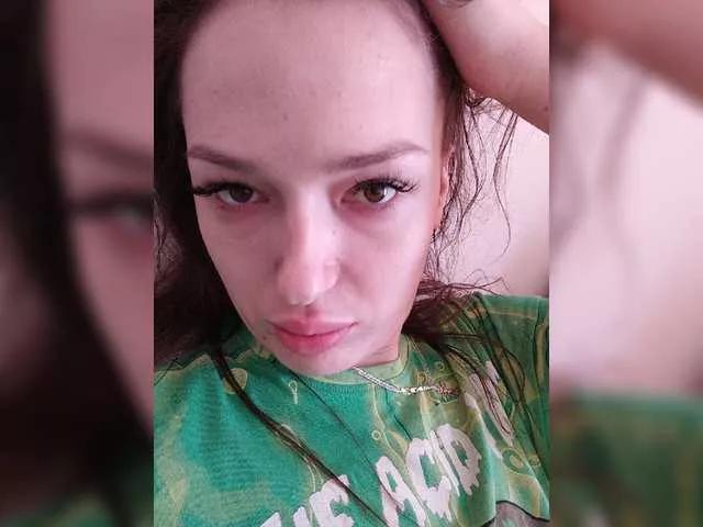 FuckKrisAnna on BongaCams 