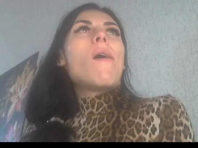 Offline Gospozha-77 on BongaCams