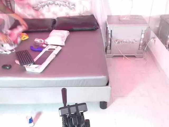 Offline HatsaJones on BongaCams