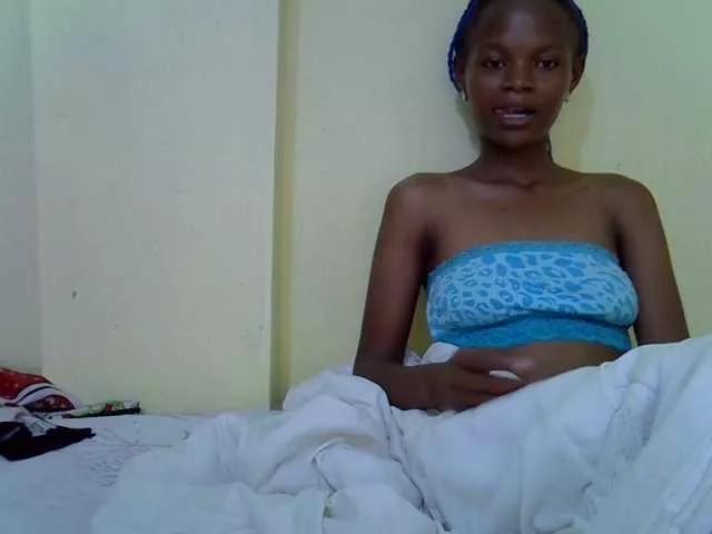 Offline Hotdreamteen001 on BongaCams