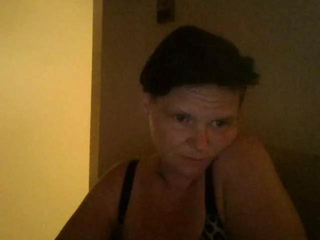 Iceyb on BongaCams 