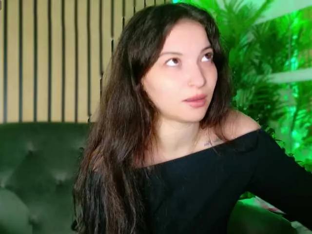 IchTahira on BongaCams 