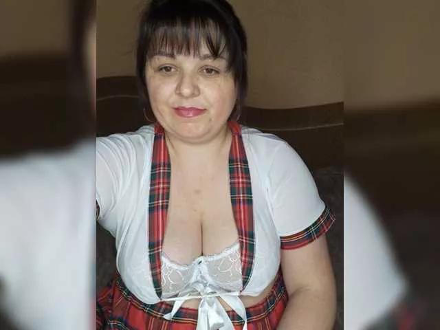 IlseDelia on BongaCams 