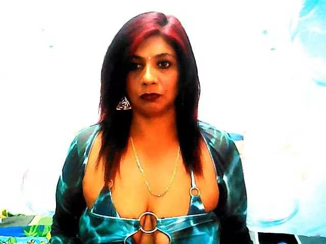 indianerotica69 on BongaCams