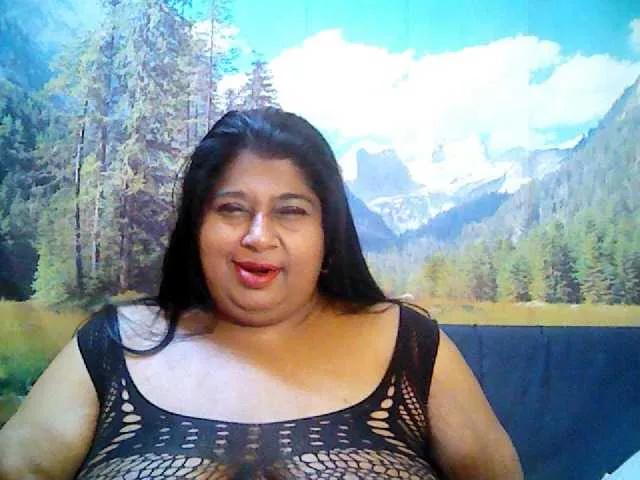 indianhoney on BongaCams 