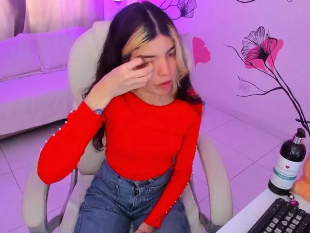 Offline Isabela-Fiorelli on BongaCams