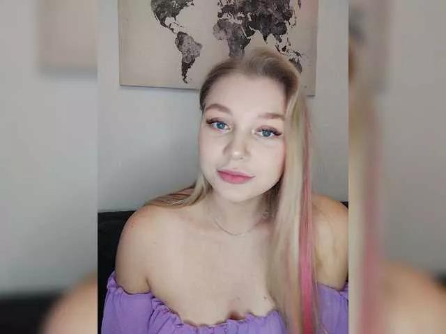 IsabellaST on BongaCams 