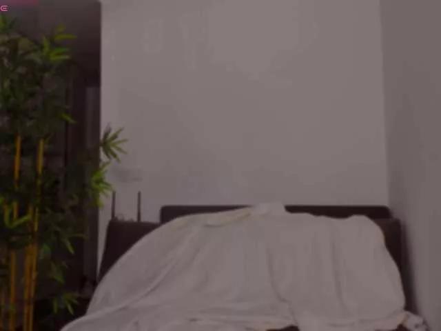 Offline jayleekryss on BongaCams