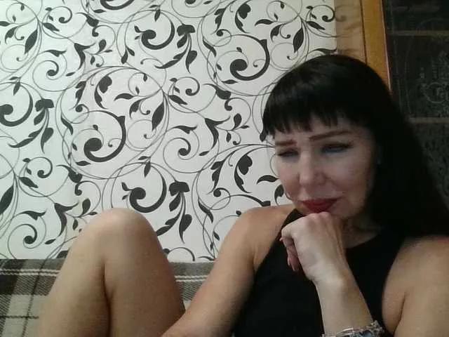 Offline JeaneDavis on BongaCams