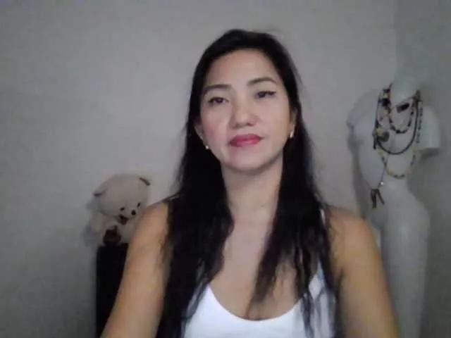 Freechat jennahshampoo on BongaCams