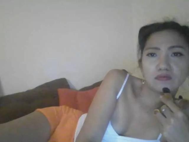 Freechat jennahshampoo on BongaCams