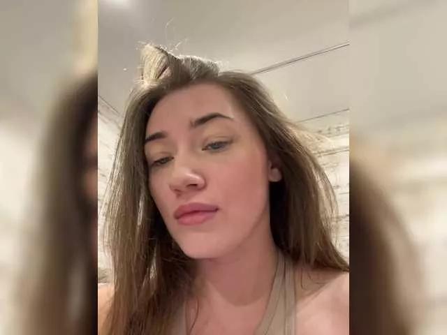 juicy-peachh on BongaCams 