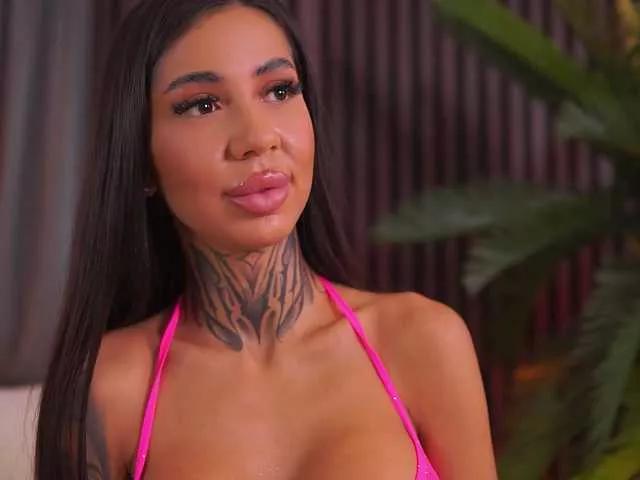 Offline KiaraMoreno on BongaCams