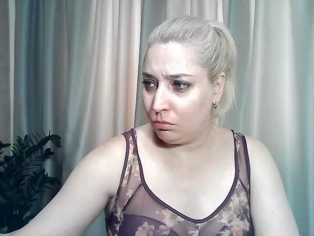 KickaIricka on BongaCams 